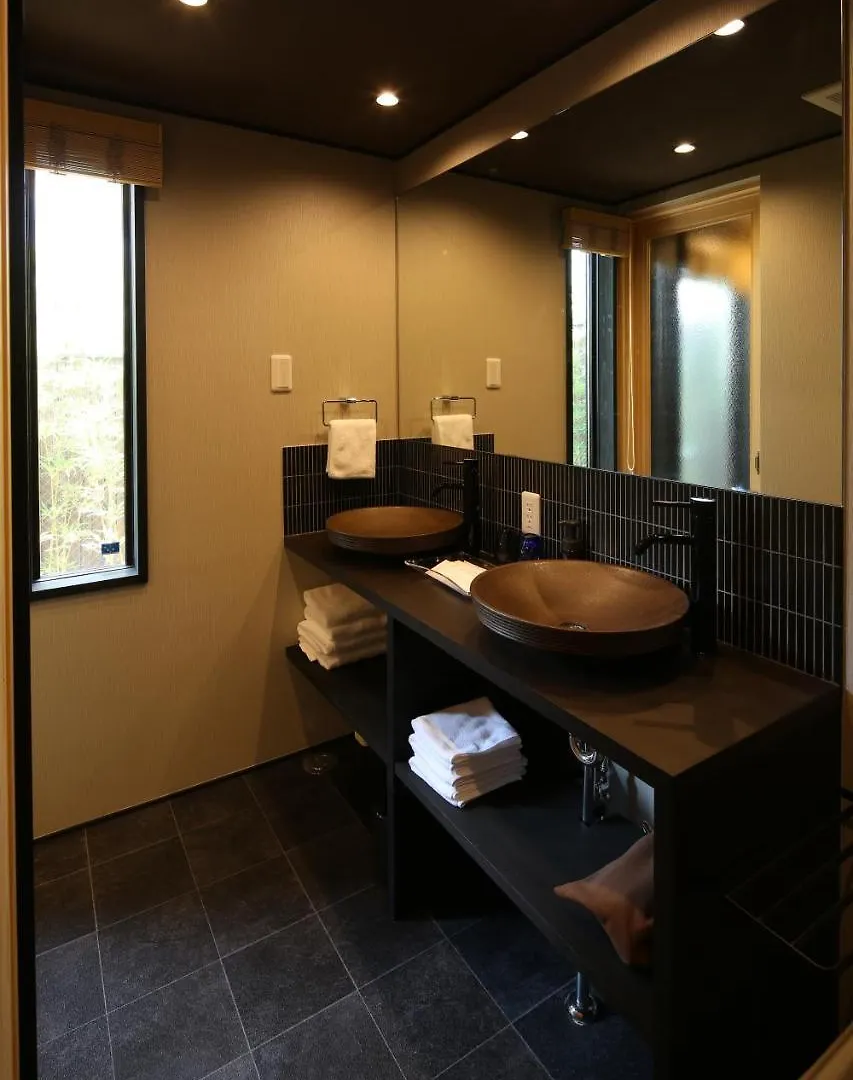 Tsumugi Shimabaraomon Apartment Kyoto 0*,